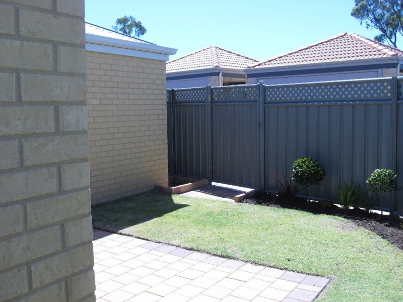 27 Thaxted Street, Wellard WA 6170