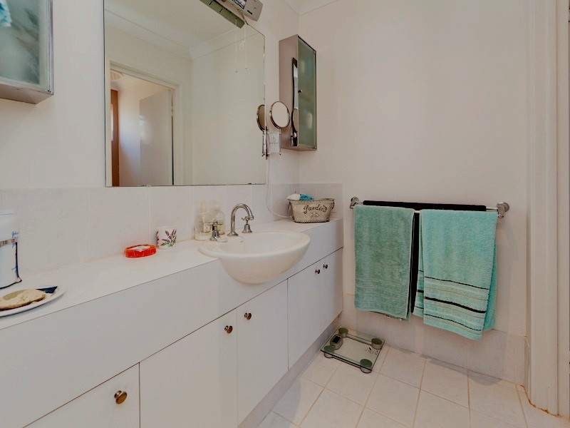 2 Anduril Lane, Rockingham WA 6168