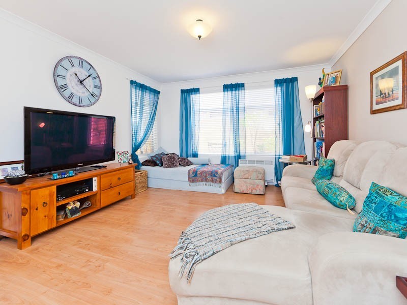 2 Anduril Lane, Rockingham WA 6168