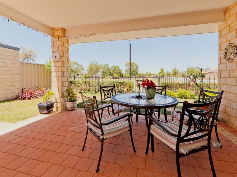 2 Anduril Lane, Rockingham WA 6168