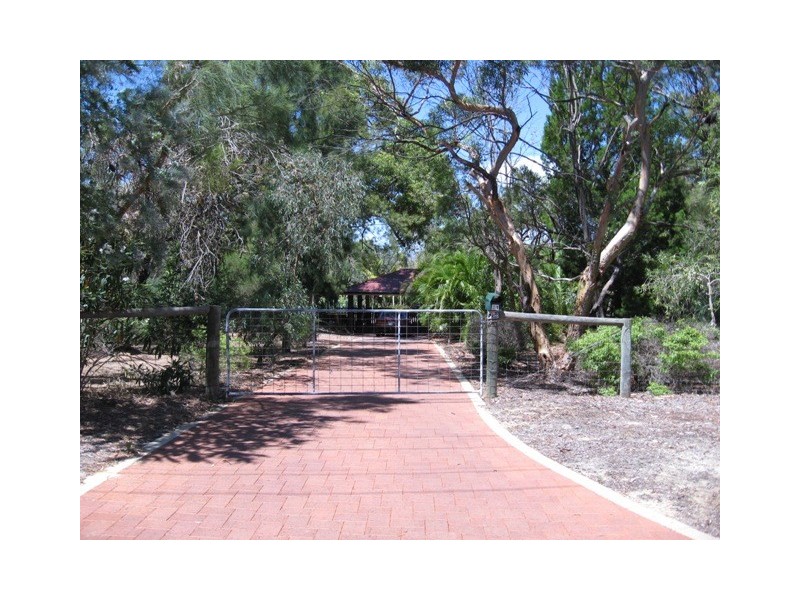 21 Shipwright Avenue, Wellard WA 6170