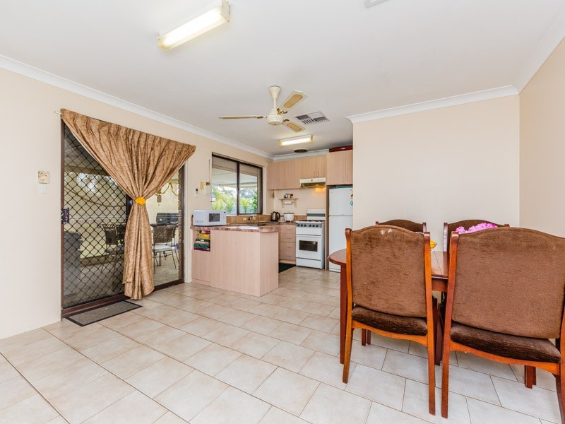 61 Corring Way, Parmelia WA 6167