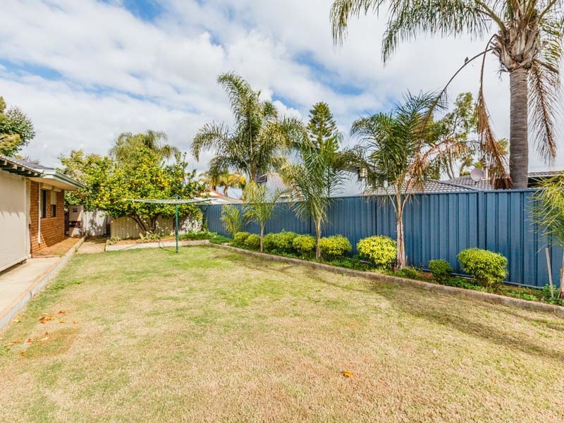 61 Corring Way, Parmelia WA 6167