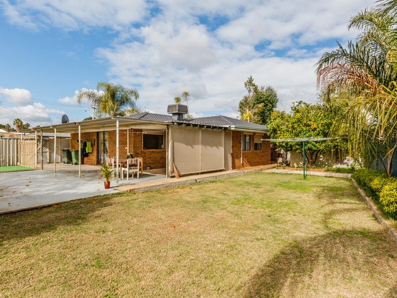 61 Corring Way, Parmelia WA 6167
