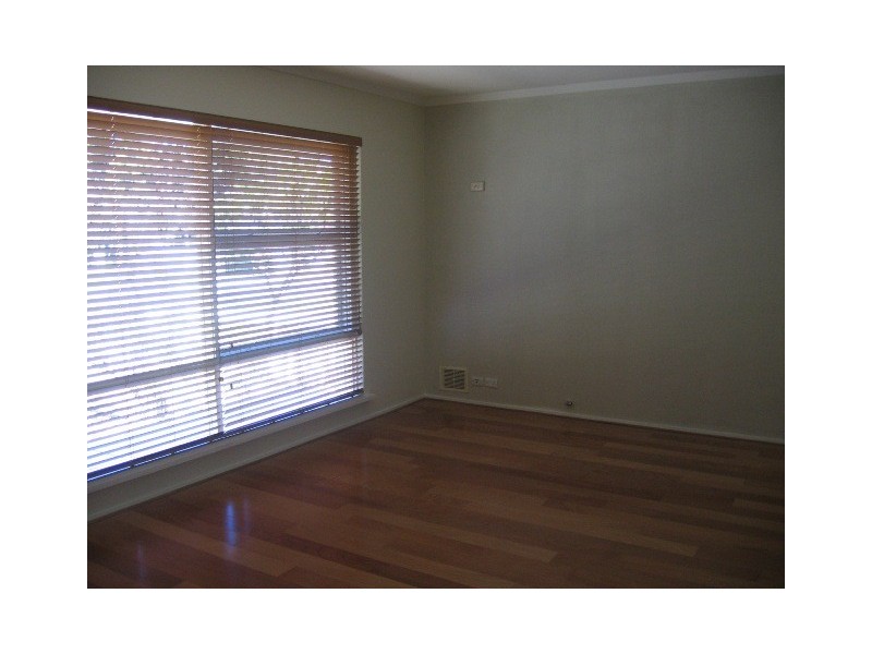 5 Casserley Way, Orelia WA 6167