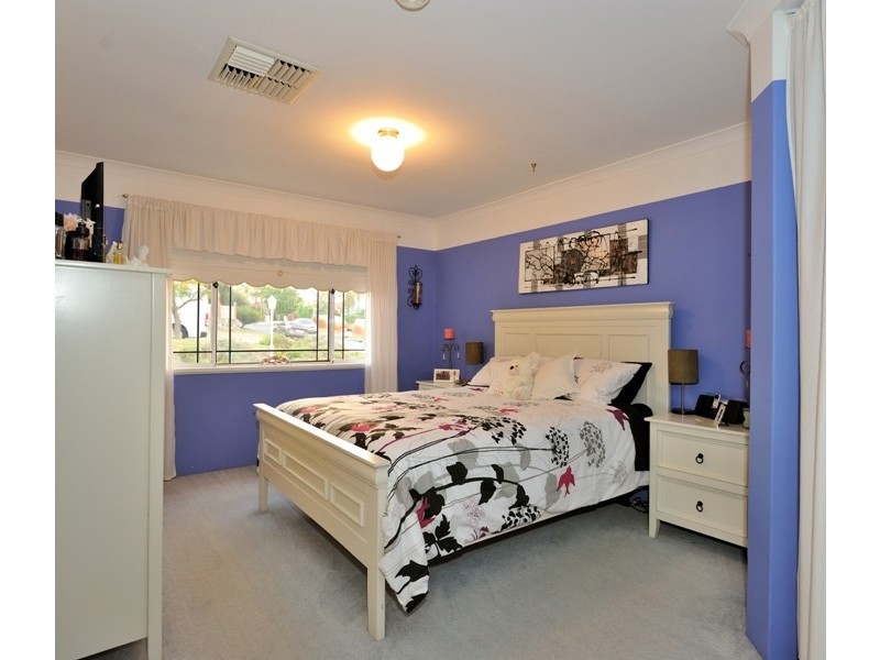 9 Porter Gardens, Leda WA 6170