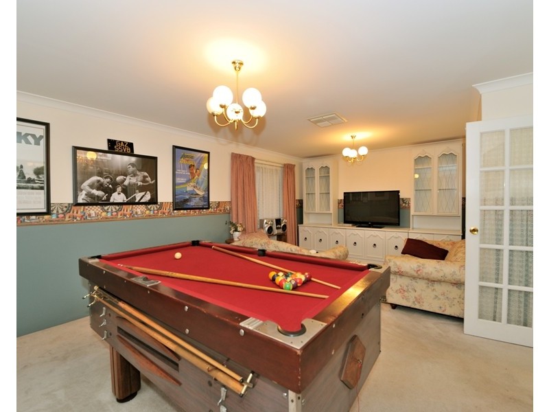 9 Porter Gardens, Leda WA 6170