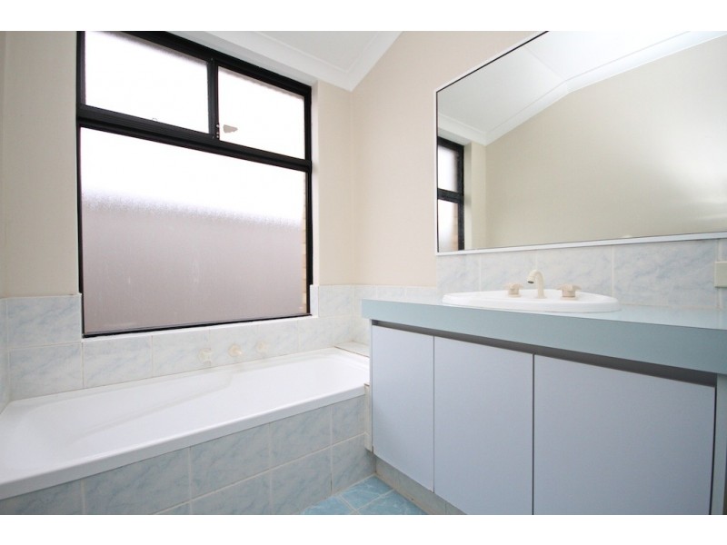 23 Millstream Place, Success WA 6164