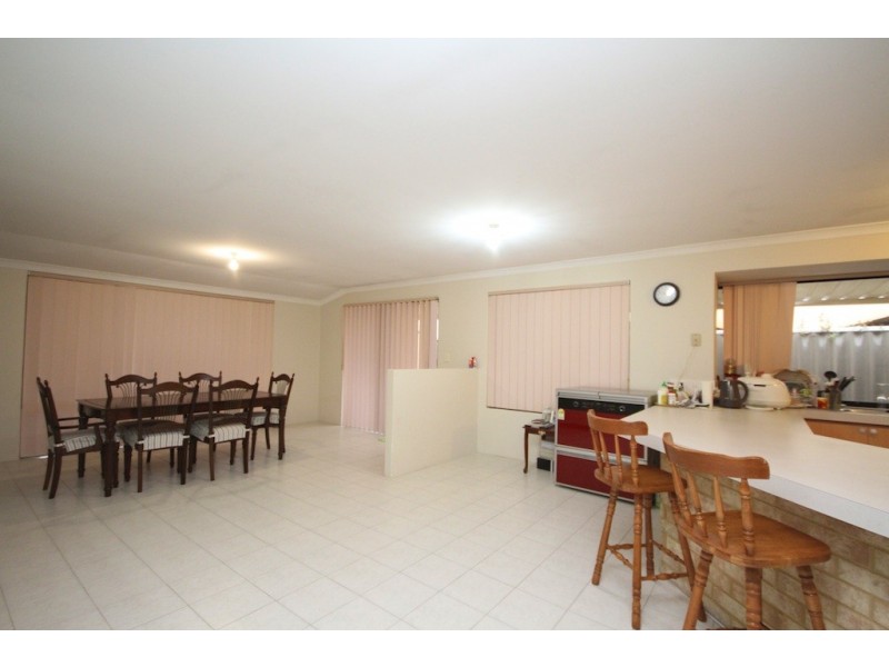 23 Millstream Place, Success WA 6164