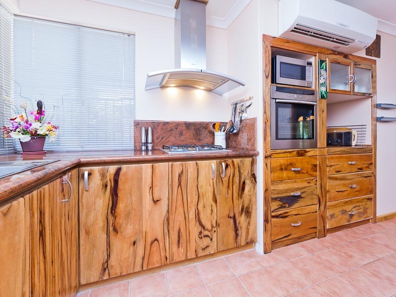 26 Silversmith Street, Wellard WA 6170