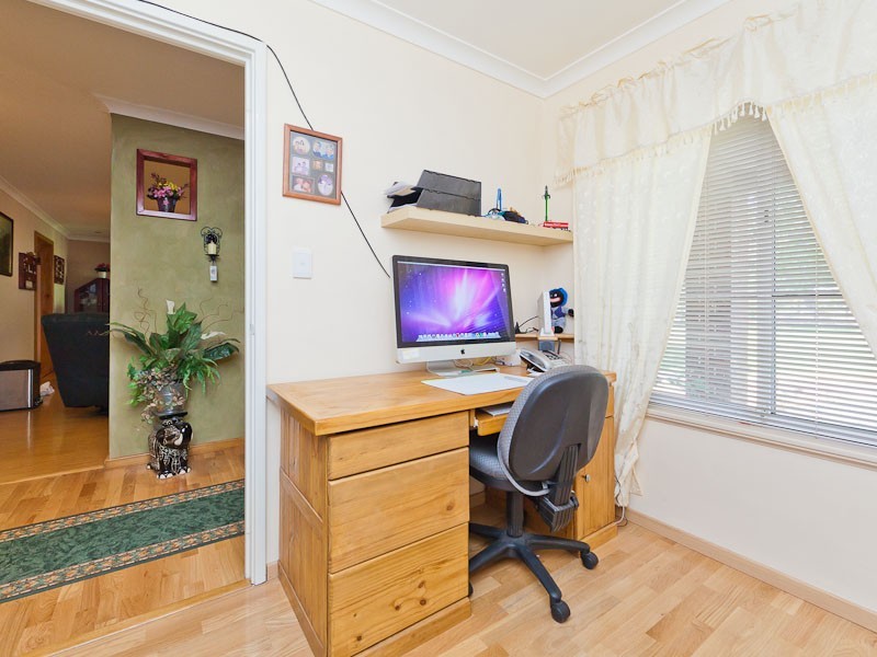 26 Silversmith Street, Wellard WA 6170