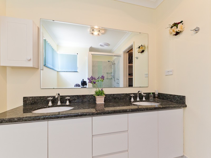 26 Silversmith Street, Wellard WA 6170