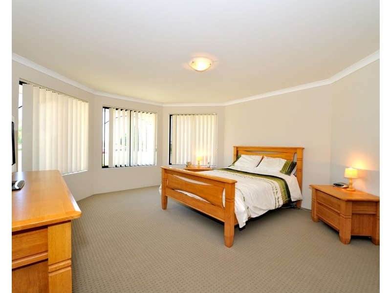 36 Rutherford Square, Orelia WA 6167