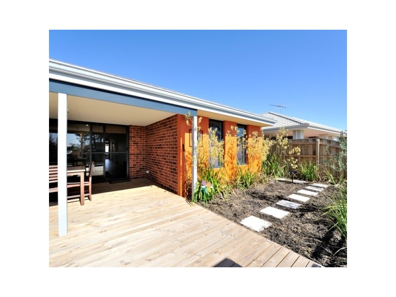 4 Topaz Lane, Wellard WA 6170