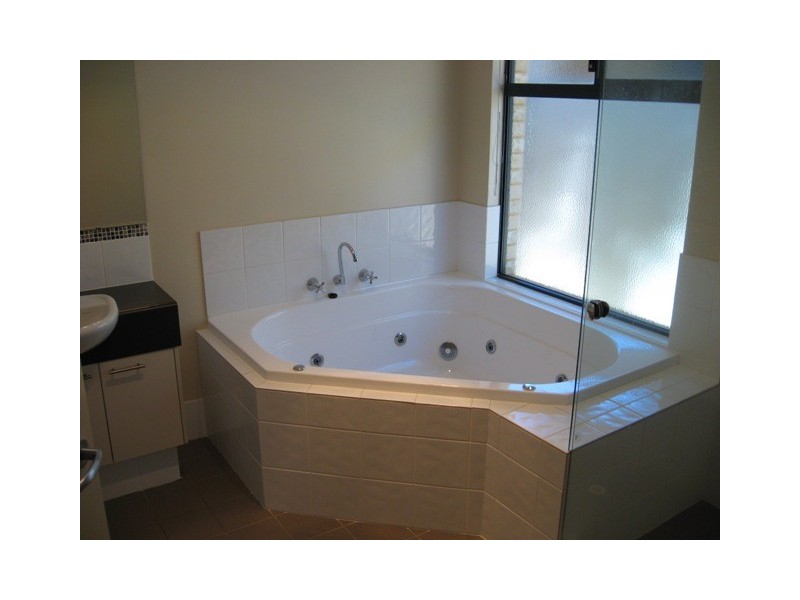 12 Wanstead Vista, Bertram WA 6167