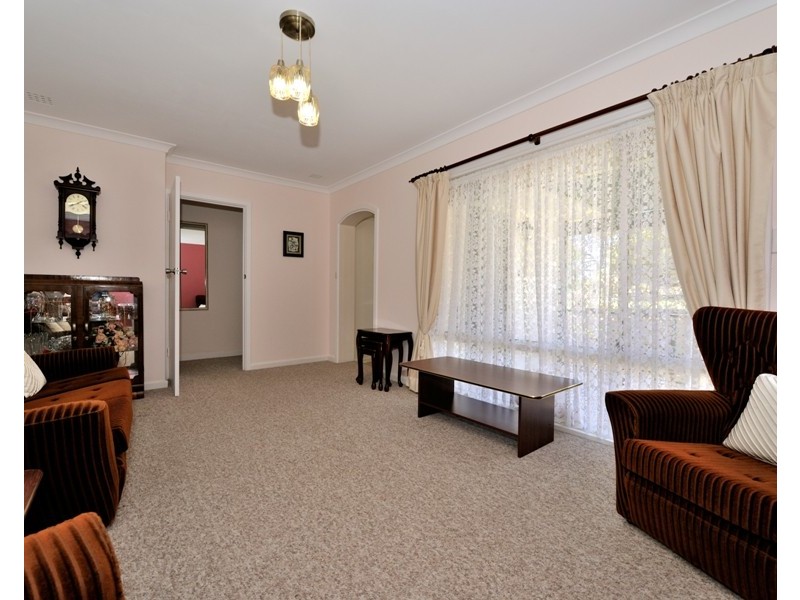 16 Morrit Way, Parmelia WA 6167