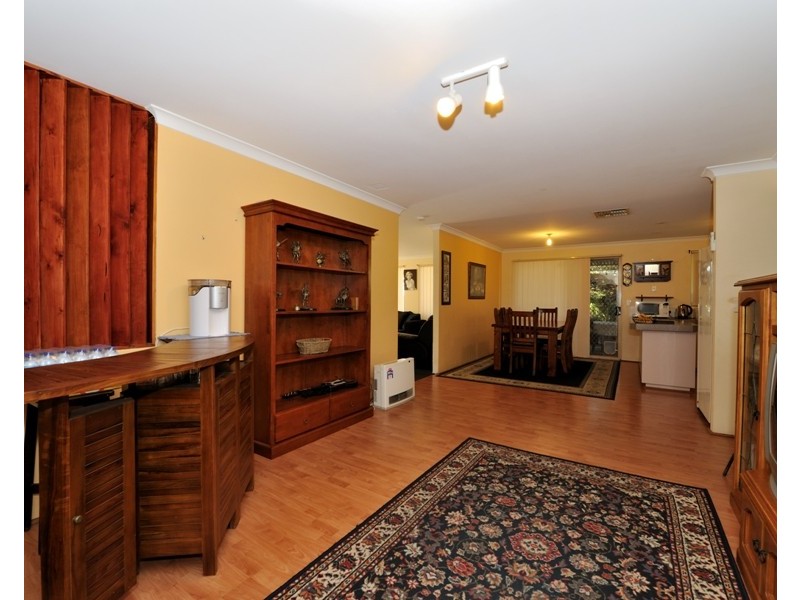 10 Doherty Heights, Parmelia WA 6167