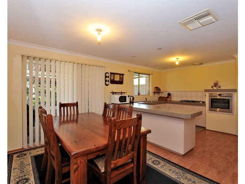 10 Doherty Heights, Parmelia WA 6167