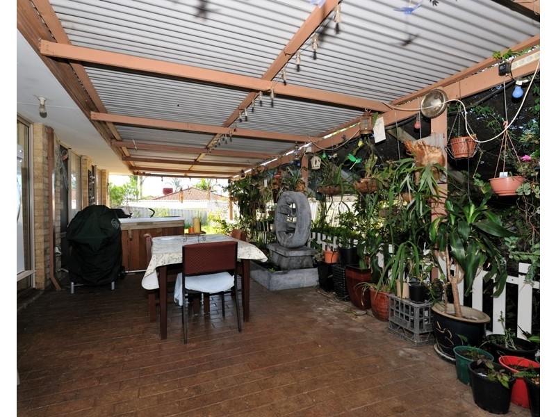 10 Doherty Heights, Parmelia WA 6167