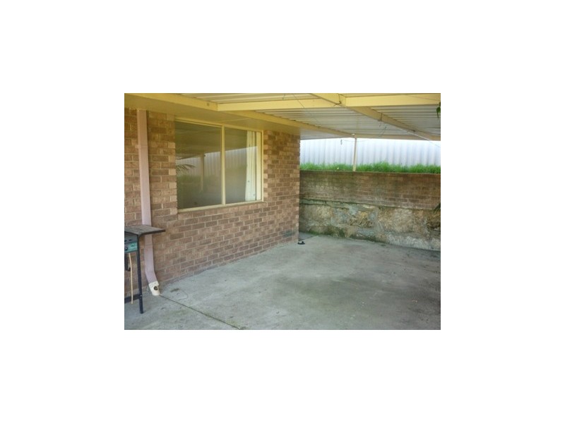 8 Jacques Place, Orelia WA 6167