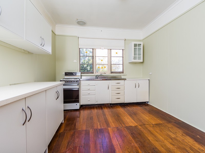 42 Crabtree Way, Medina WA 6167