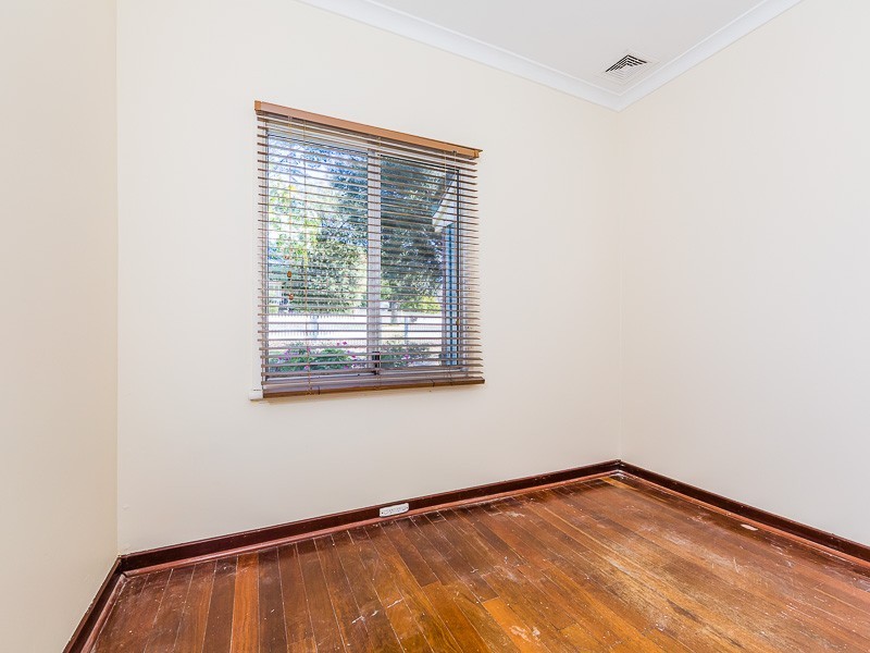 42 Crabtree Way, Medina WA 6167