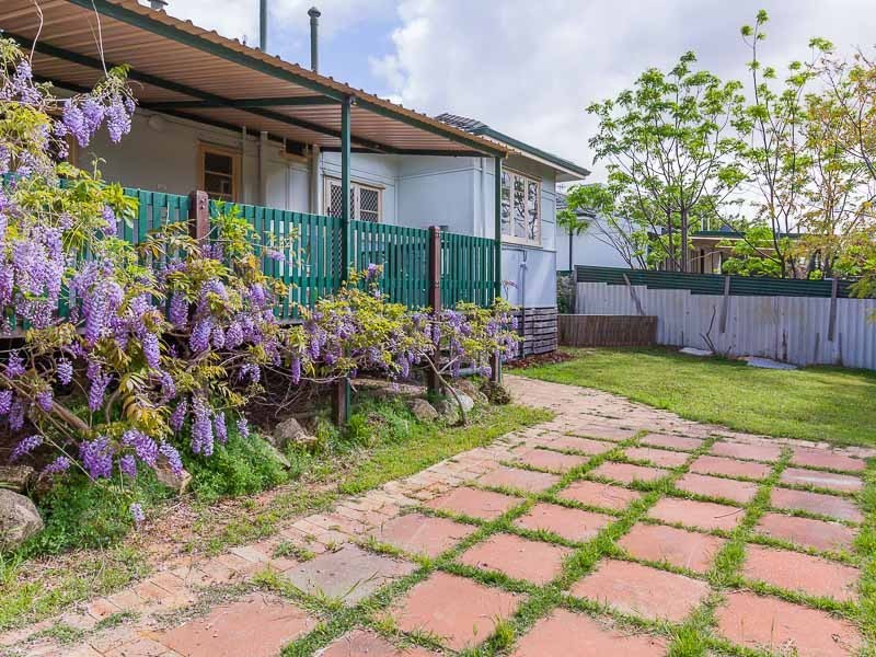 42 Crabtree Way, Medina WA 6167