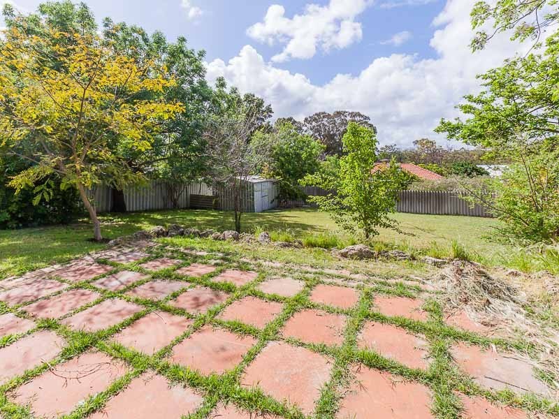 42 Crabtree Way, Medina WA 6167