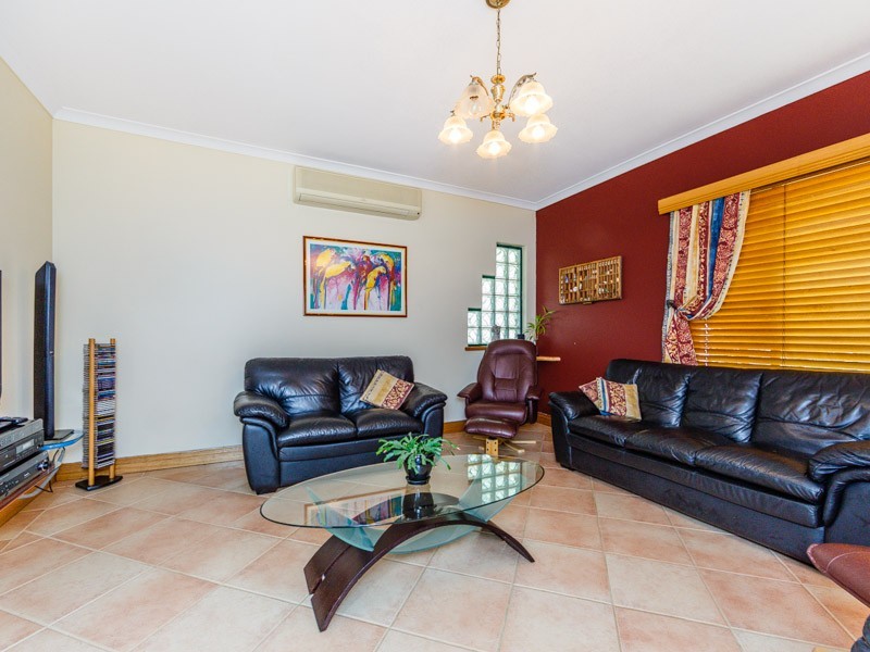 28 Shipwright Avenue, Wellard WA 6170