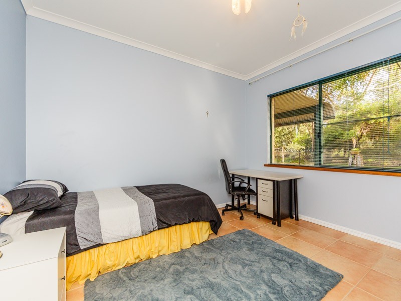 28 Shipwright Avenue, Wellard WA 6170