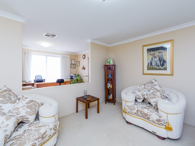 4 Diadem Crescent, Bertram WA 6167