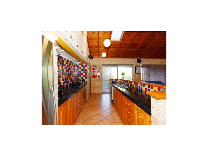 8 Shipwright Avenue, Wellard WA 6170