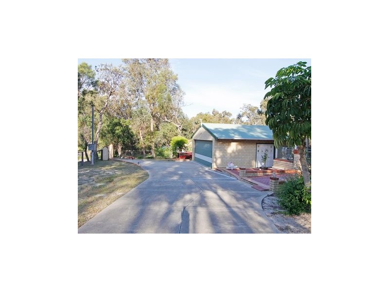 8 Shipwright Avenue, Wellard WA 6170