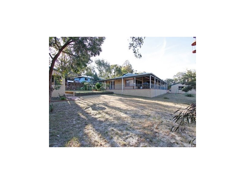 8 Shipwright Avenue, Wellard WA 6170