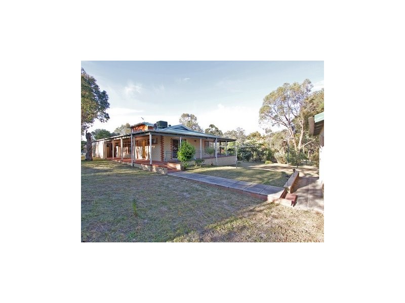 8 Shipwright Avenue, Wellard WA 6170