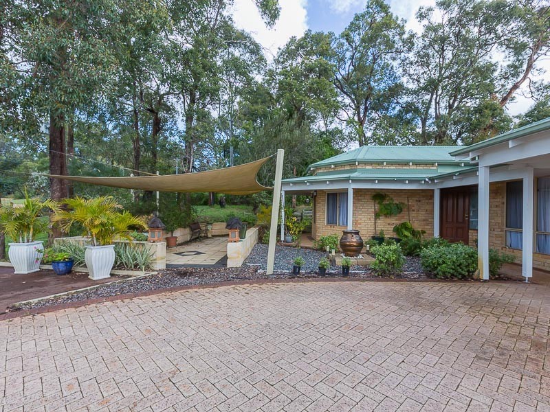 12 Silversmith Street, Wellard WA 6170