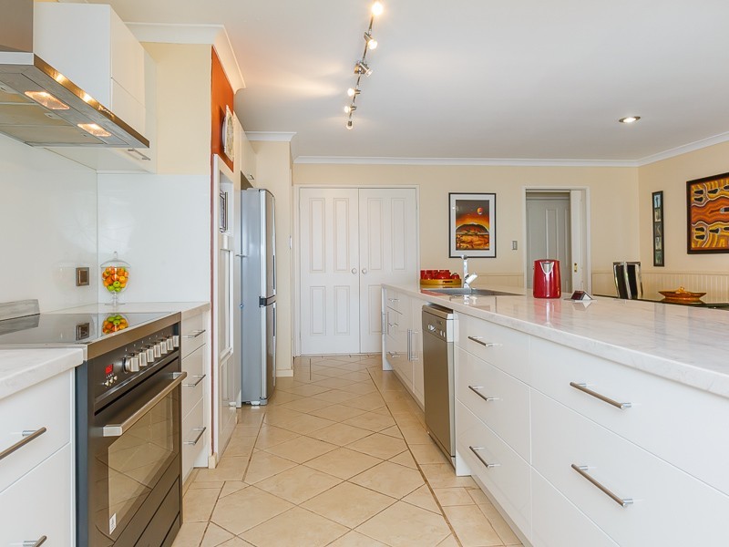 12 Silversmith Street, Wellard WA 6170