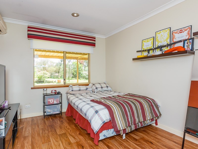 12 Silversmith Street, Wellard WA 6170