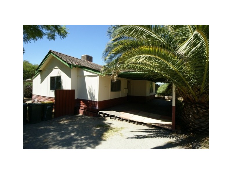 31 Crabtree Way, Medina WA 6167