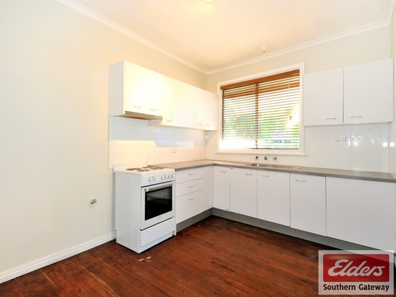 5 Peake Way, Medina WA 6167