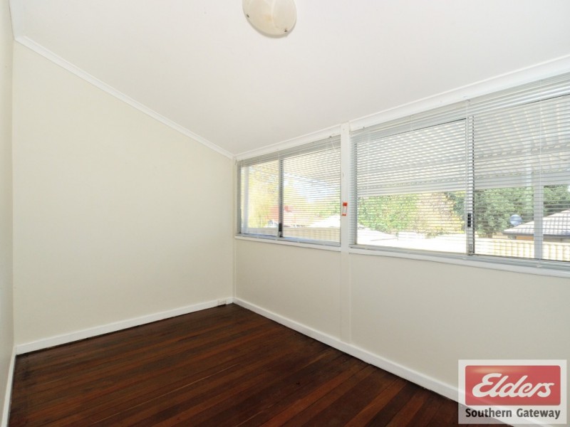 5 Peake Way, Medina WA 6167