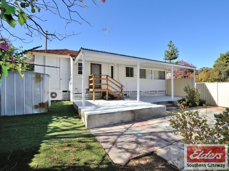 5 Peake Way, Medina WA 6167