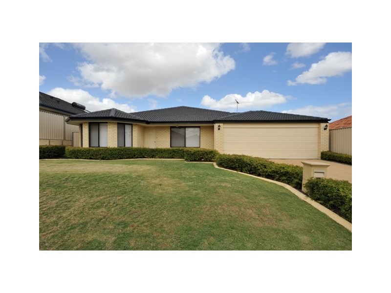 10 Oliver Vista, Bertram WA 6167