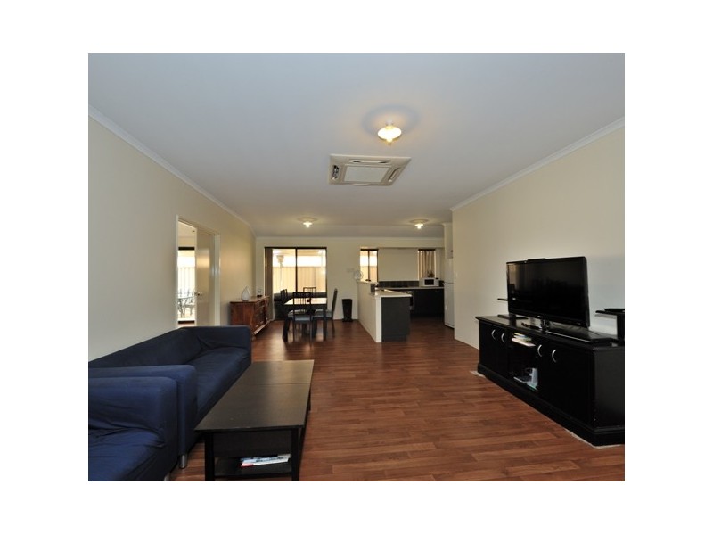 10 Oliver Vista, Bertram WA 6167