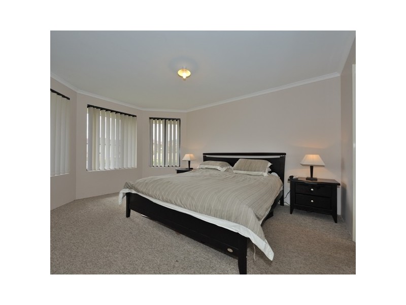 10 Oliver Vista, Bertram WA 6167
