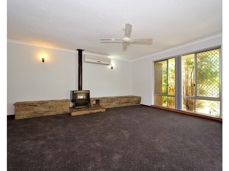 35 Nye Way, Orelia WA 6167