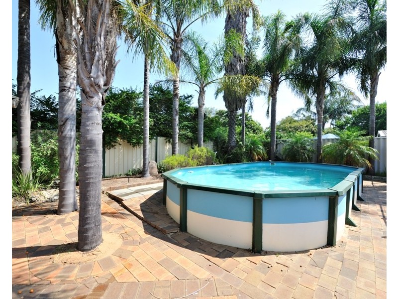 35 Nye Way, Orelia WA 6167