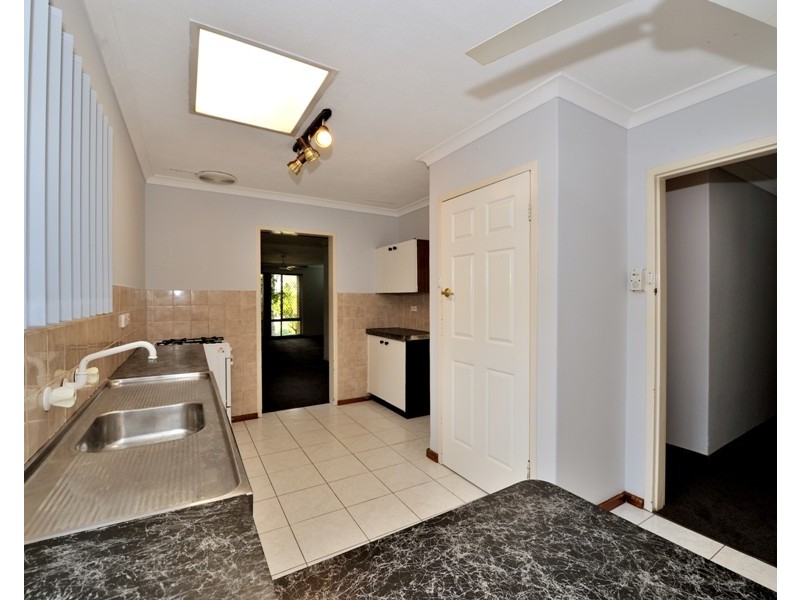 35 Nye Way, Orelia WA 6167