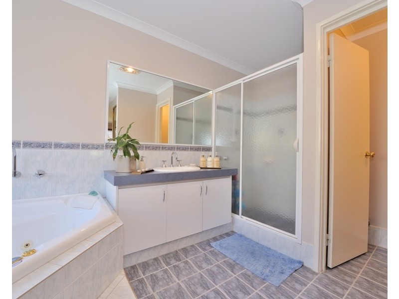 3 Whiteman Crescent, Bertram WA 6167