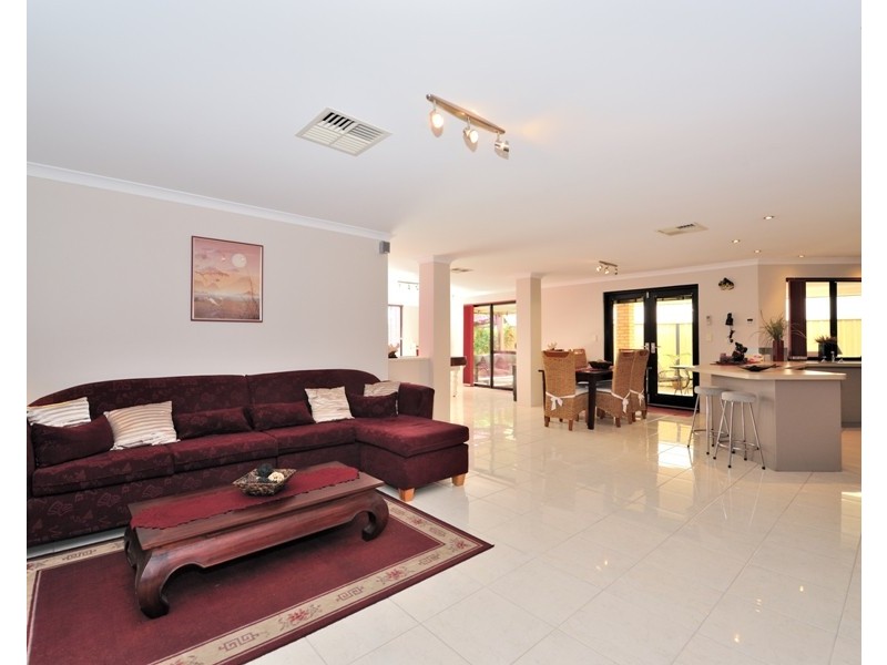 3 Whiteman Crescent, Bertram WA 6167